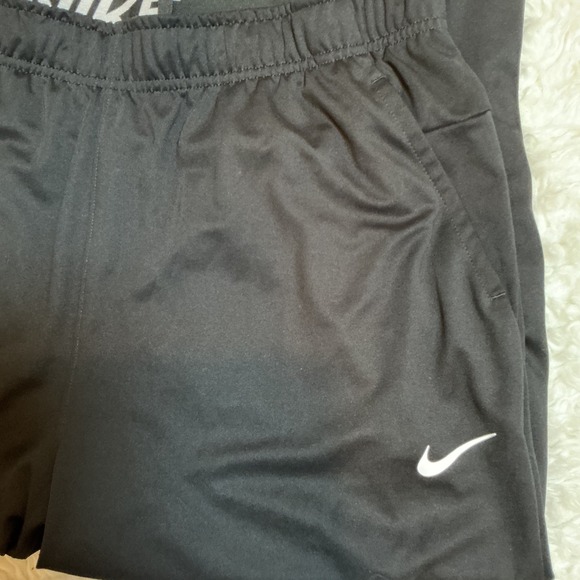 Nike Dri Fit Black Athletic Track Pants Gym Workout Athletic Joggers Size L - Picture 2 of 5